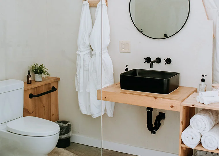 Meadow Dome Private Bathroom